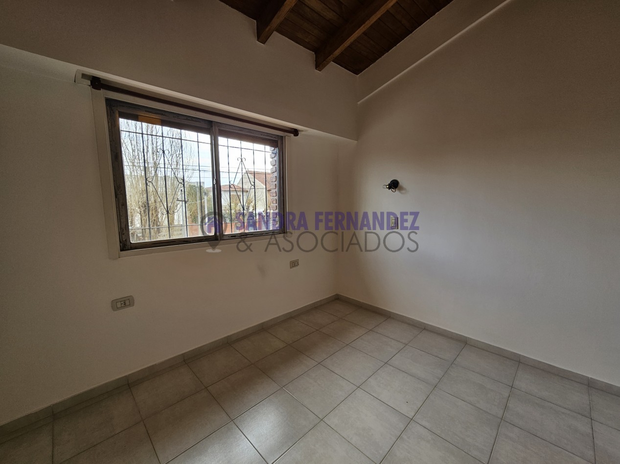 Neuquen. Alquiler. Duplex 3 dormitorios. Barrio Maria Auxiliadora