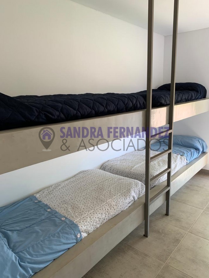  Neuquen. ALQUILER/VENTA La Peninsula Casa amoblada equipada 3 dormitorios