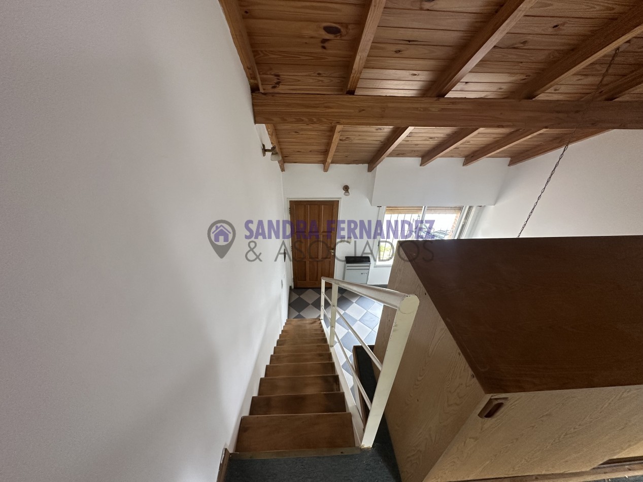 Neuquen Alquiler Loft 1 dormitorio con entrada para vehiculo