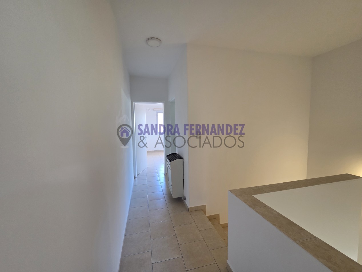 Neuquen. Alquiler. Duplex 2 dormitorios Barrio Huilliches