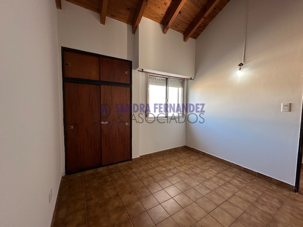 Neuquen Alquiler Departamento en Complejo en 1° piso sin cochera