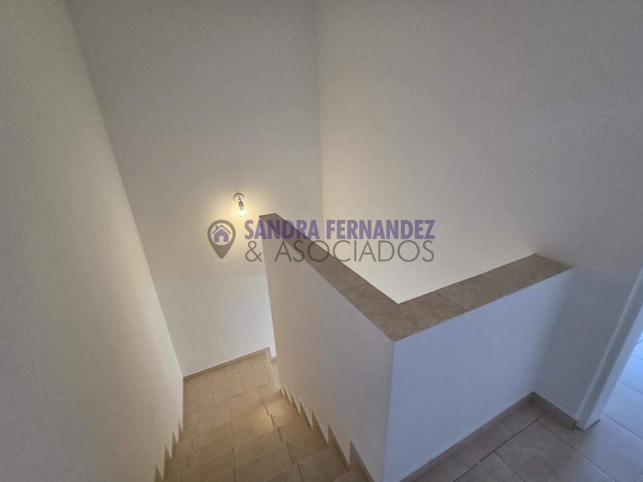 Neuquen. Alquiler. Duplex 2 dormitorios Barrio Huilliches