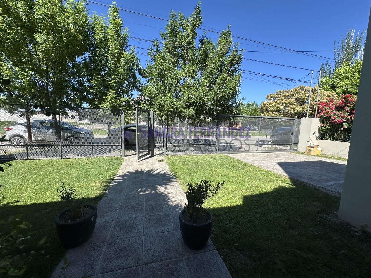 Rio Negro Cipolletti Casa 4 dormitorios Barrio Manzanar 7