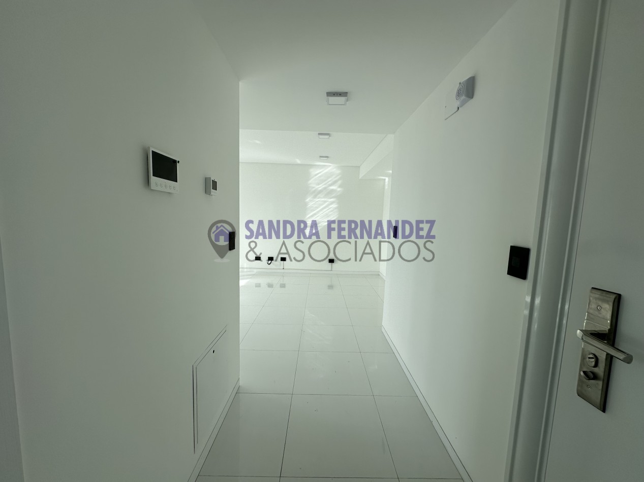 Neuquen Alquiler Departamento 1 dormitorio con terraza. Cochera Centro ciudad de Neuquen