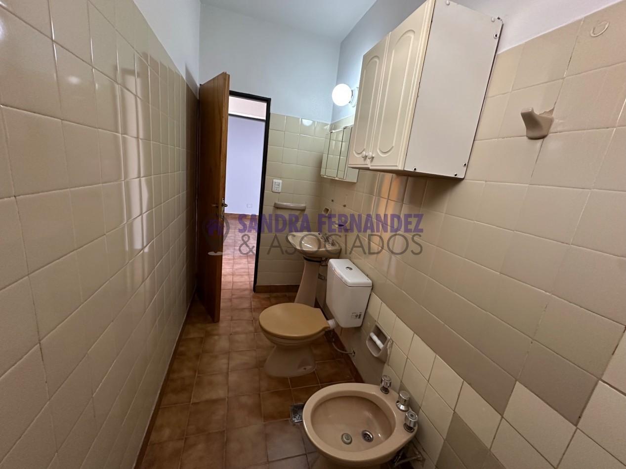 Neuquen Alquiler Departamento en Complejo en 1° piso sin cochera