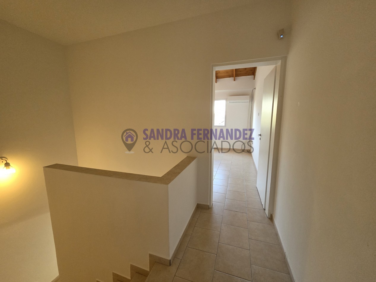 Neuquen. Alquiler. Duplex 2 dormitorios Barrio Huilliches