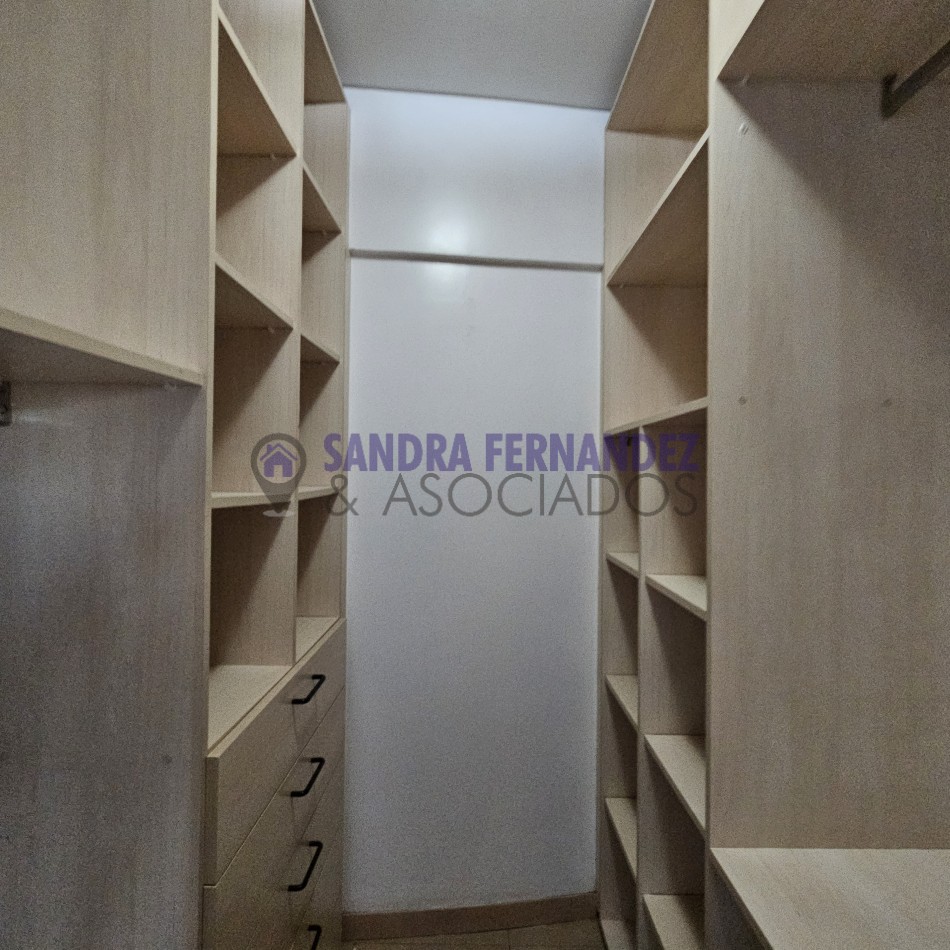 Neuquen Alquiler Departamento semipiso 2 dorm B° Santa Genoveva