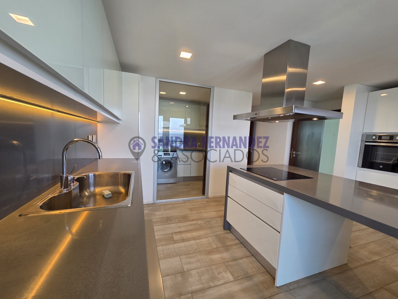 Neuquen. Alquiler NIVEL GERENCIAL Departamento  Semipiso 3 dorm