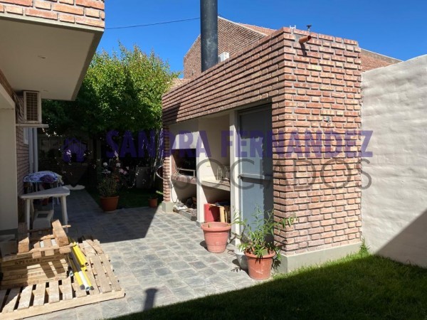 Rio Negro. Cipolletti. Venta. Casa en planta baja 3 dormitorios (suite) 