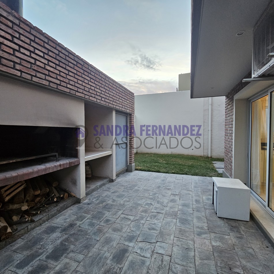 Rio Negro. Cipolletti. Venta. Casa en planta baja 3 dormitorios (suite) 