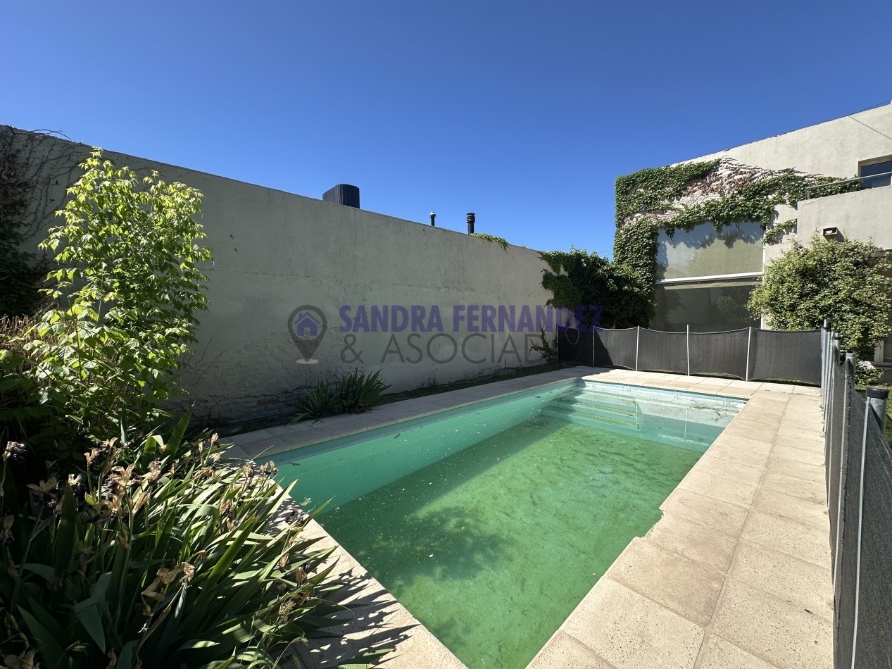 Rio Negro Cipolletti Casa 4 dormitorios Barrio Manzanar 7