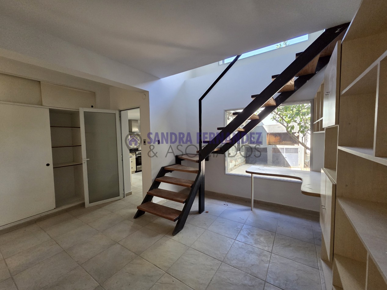 Neuquen. Alquiler. Casa 3 dormitorios suite, con piscina. 