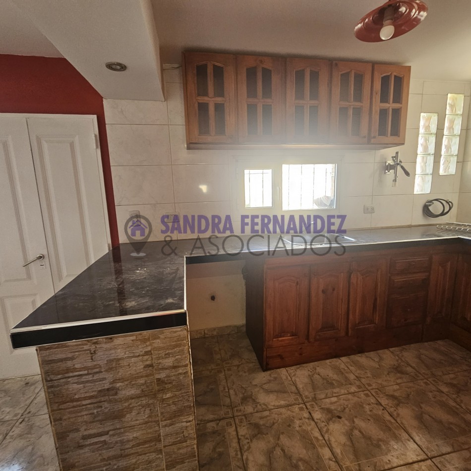 Neuquen. Alquiler. Duplex 3 dormitorios Zona Ruca Che