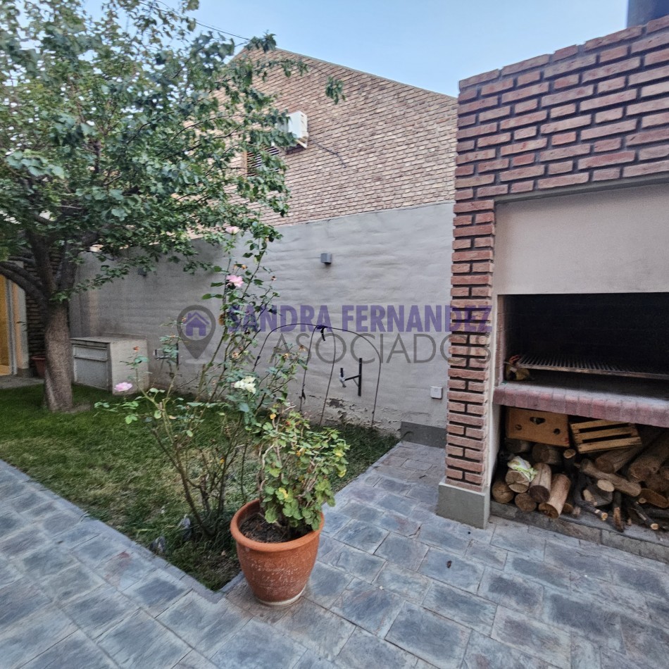 Rio Negro. Cipolletti. Venta. Casa en planta baja 3 dormitorios (suite) 