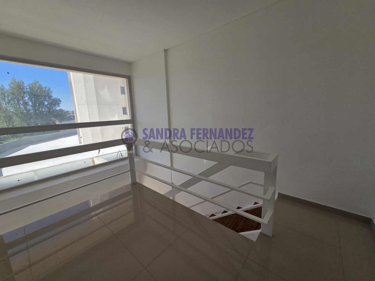 Rio Negro Cipolletti Venta A ESTRENAR Departamento en duplex 2 dormitorios cochera externa