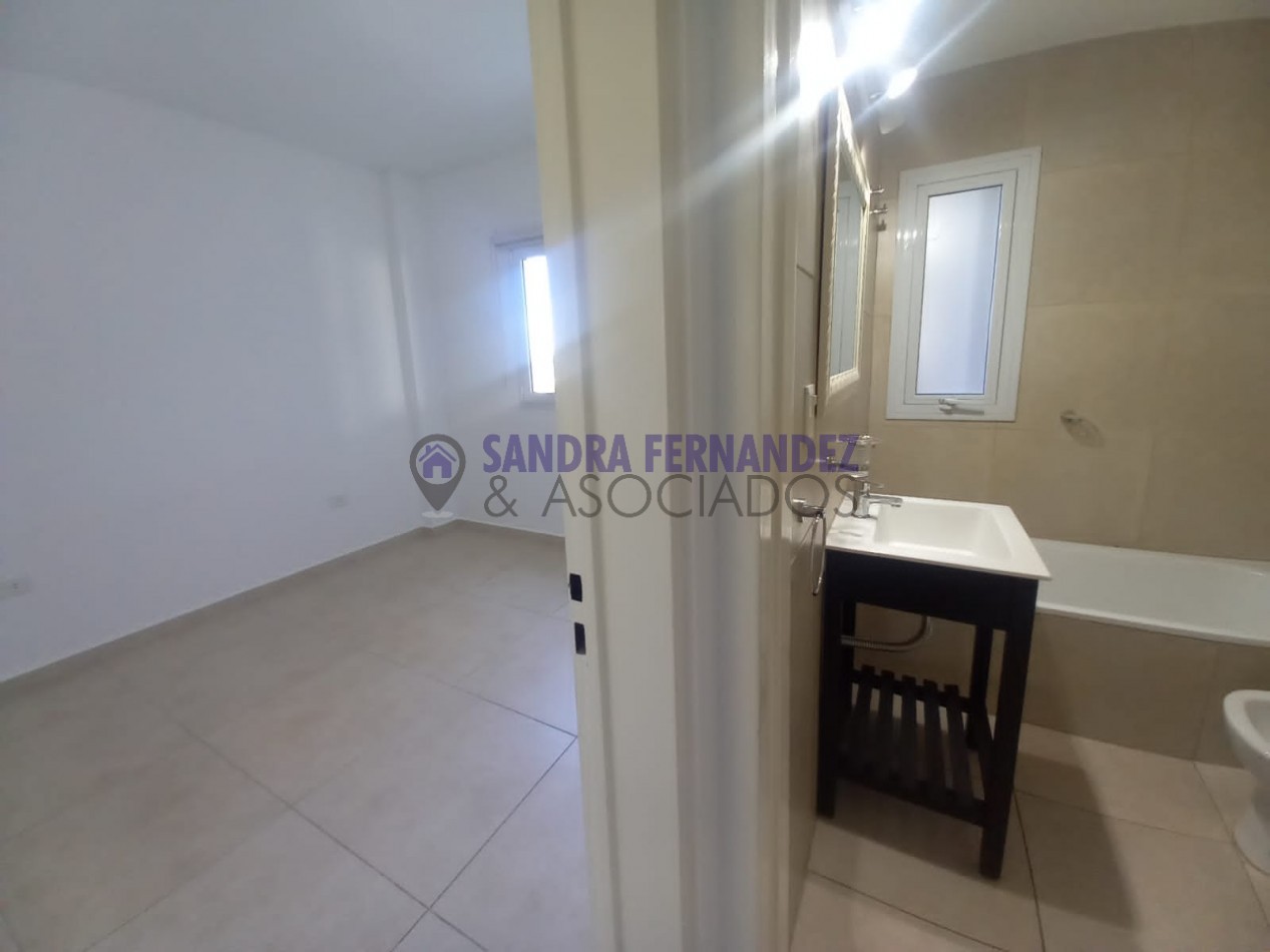 Rio Negro Cipolletti Alquiler Departamento 1 dormitorio Cochera