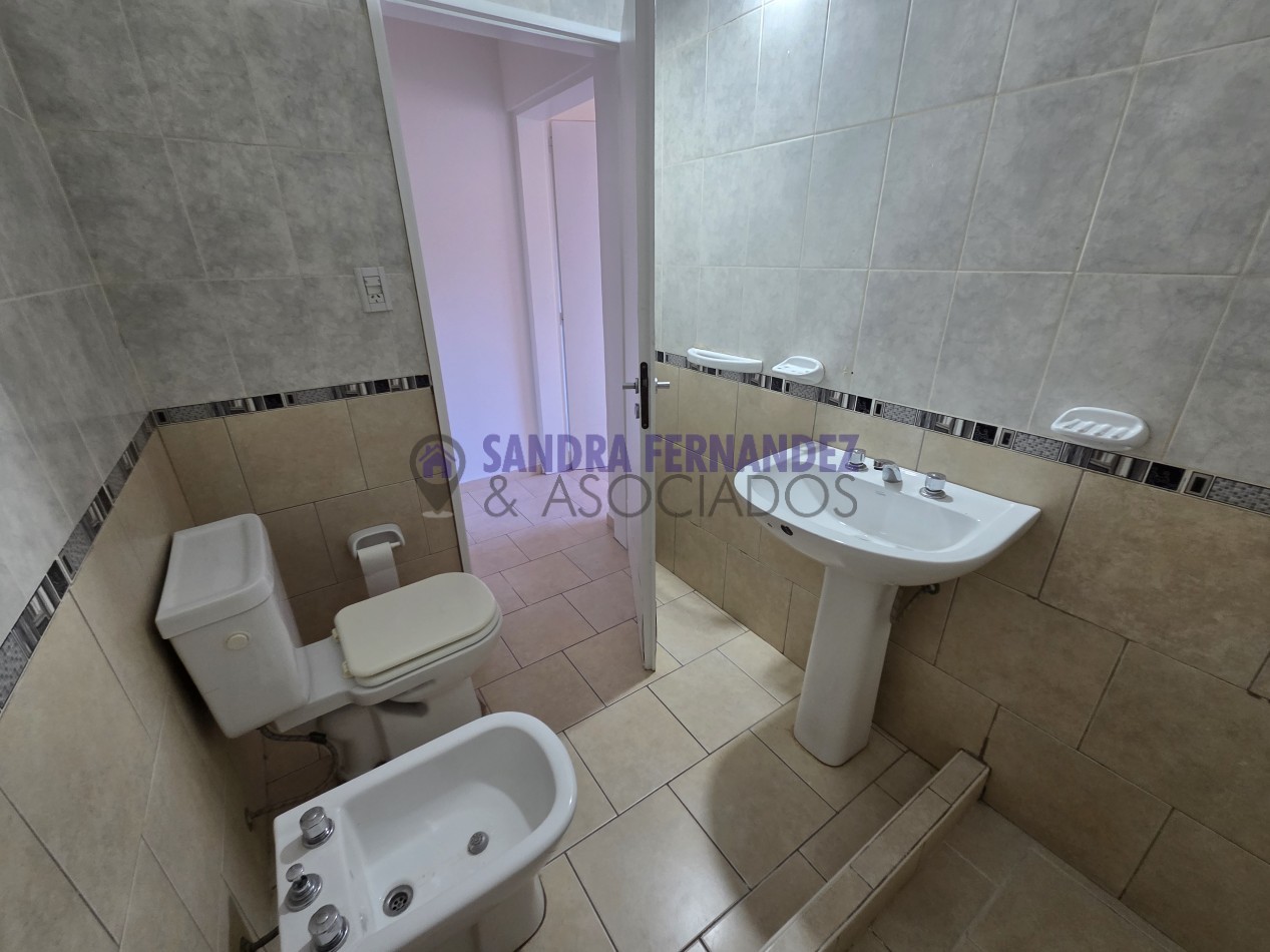 Neuquen. Alquiler. Duplex 2 dormitorios Barrio Huilliches