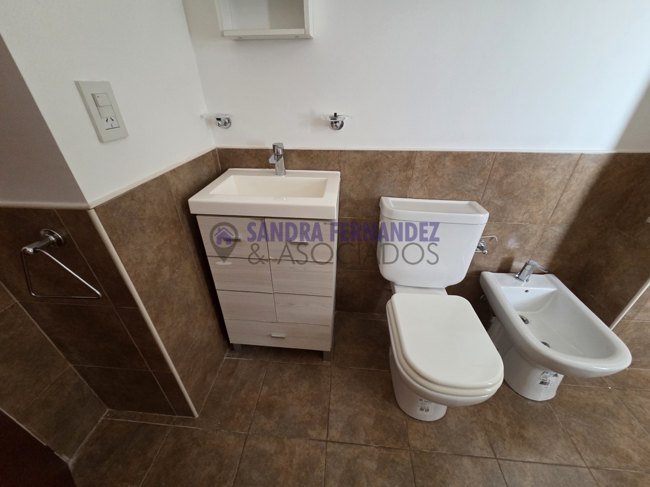 Rio Negro Alquiler Departamento 1 dormitorio con cochera Complejo Jardines de Esmeralda