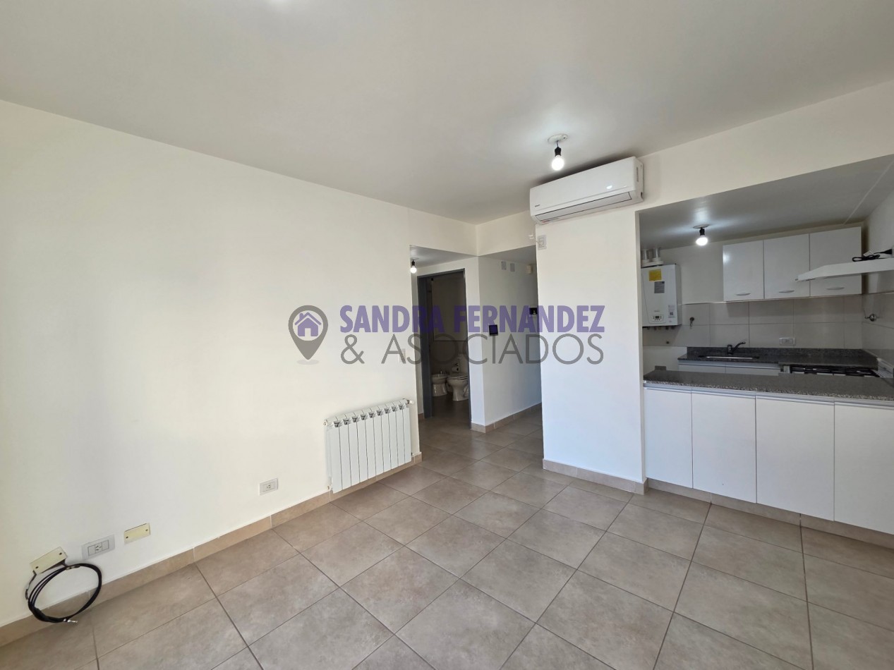 Neuquen Alquiler Departamento 1 dormitorio Cochera cubierta Zona Traumatologia del Comahue