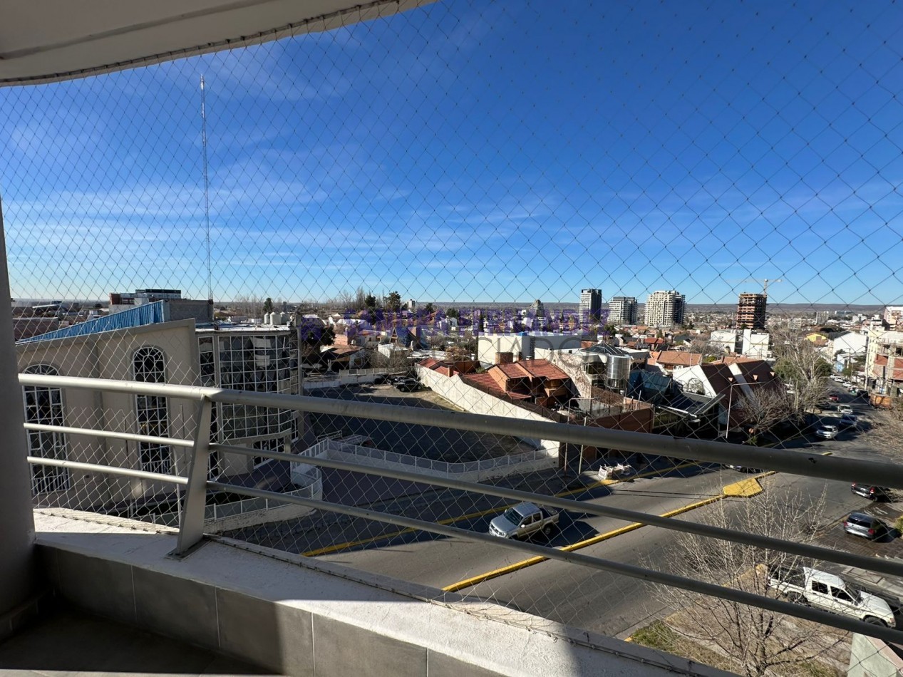 Neuquen Alquiler Semipiso Departamento 2 dormitorios (suite) Cochera Baulera