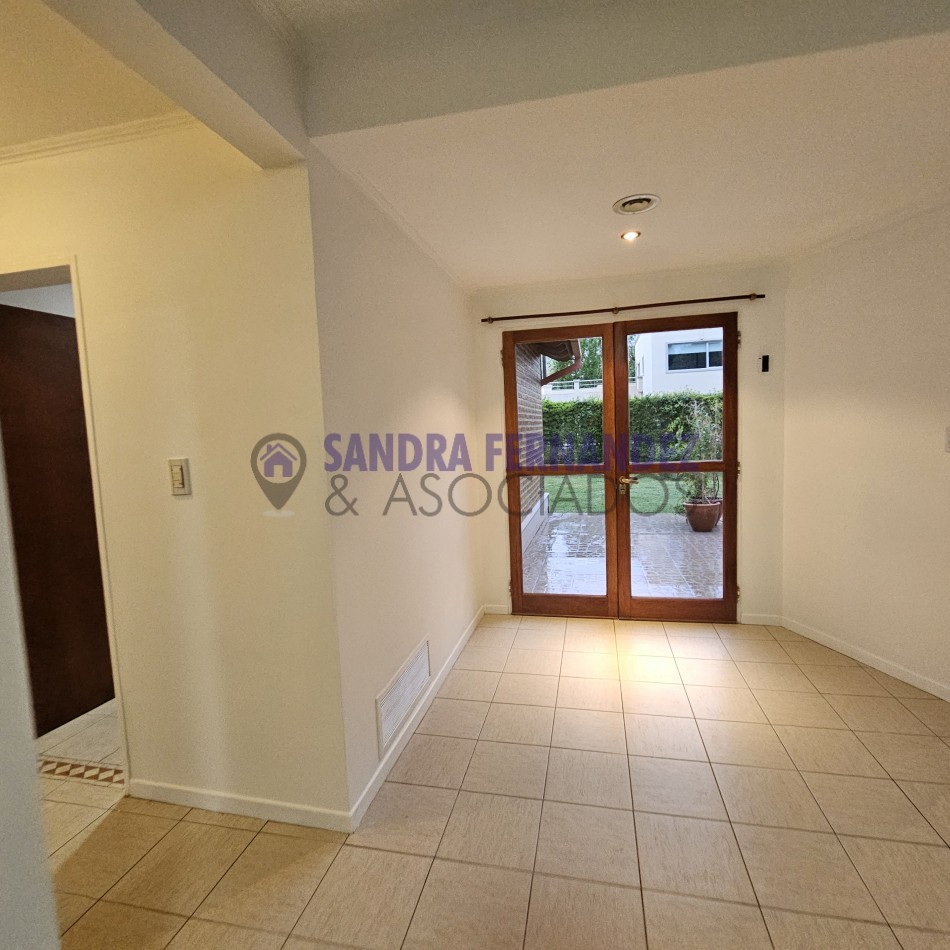 Neuquen. Venta Casa 2 dormitorios (suite) en una sola planta. Barrio Rincon Club de Campo