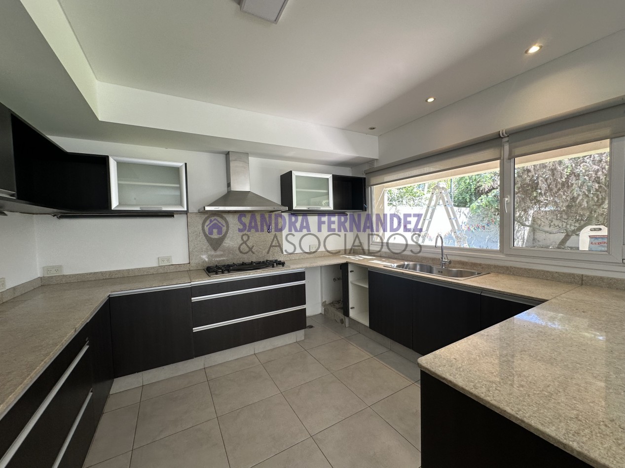 Rio Negro Cipolletti Casa 4 dormitorios Barrio Manzanar 7