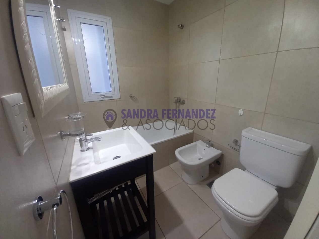 Rio Negro Cipolletti Alquiler Departamento 1 dormitorio Cochera