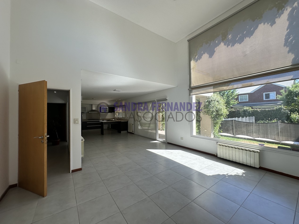 Rio Negro Cipolletti Casa 4 dormitorios Barrio Manzanar 7