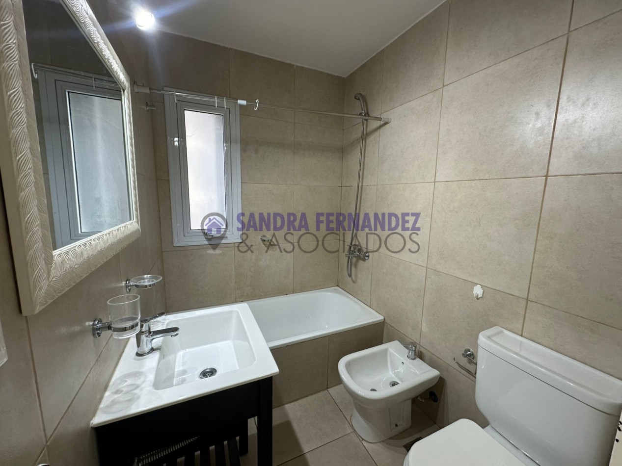Rio Negro. Cipolletti. Venta. Departamento nuevo 1 dormitorio. Cochera 