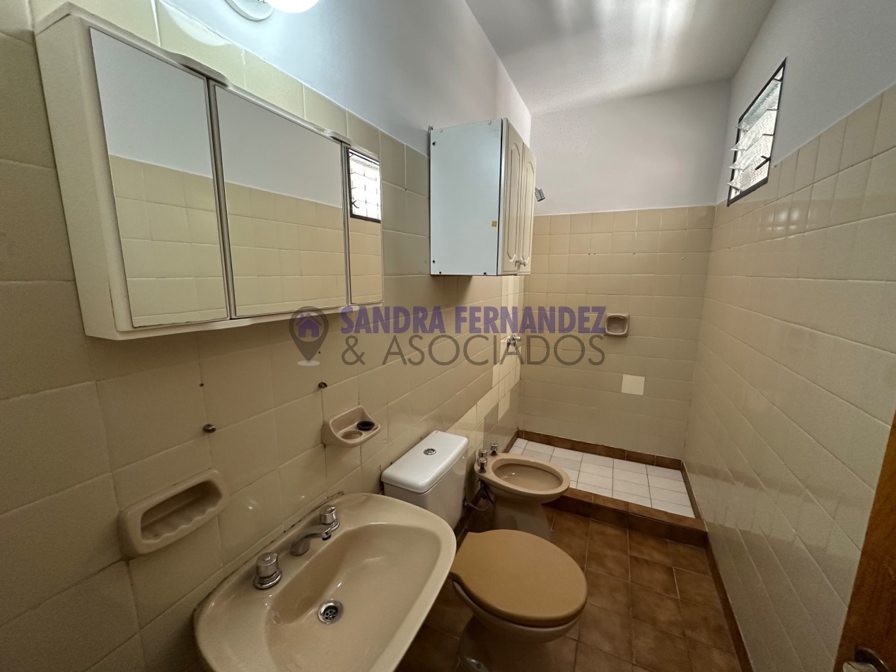 Neuquen Alquiler Departamento en Complejo en 1° piso sin cochera