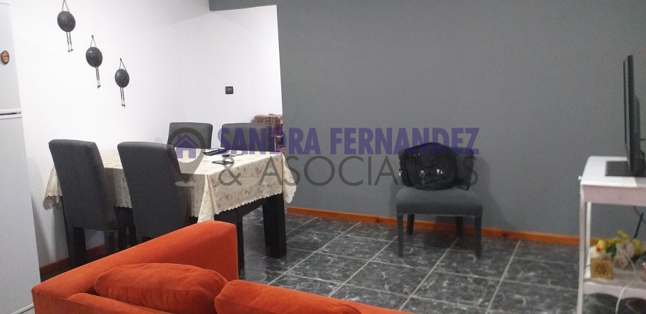 Neuquen. Centenario. Alquiler. Departamento amplio 1 dormitorio. 