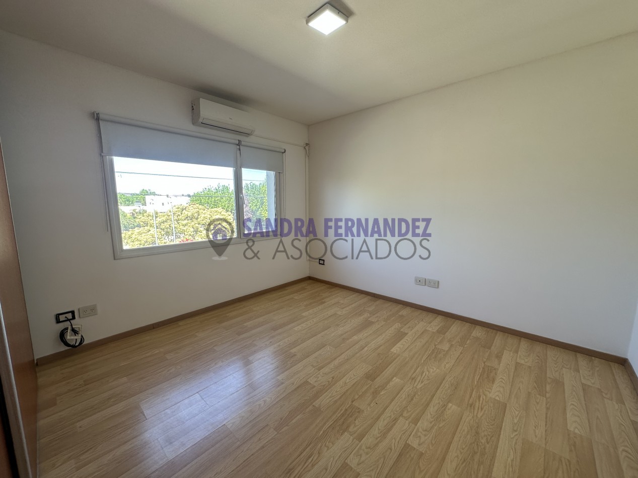 Rio Negro Cipolletti Casa 4 dormitorios Barrio Manzanar 7