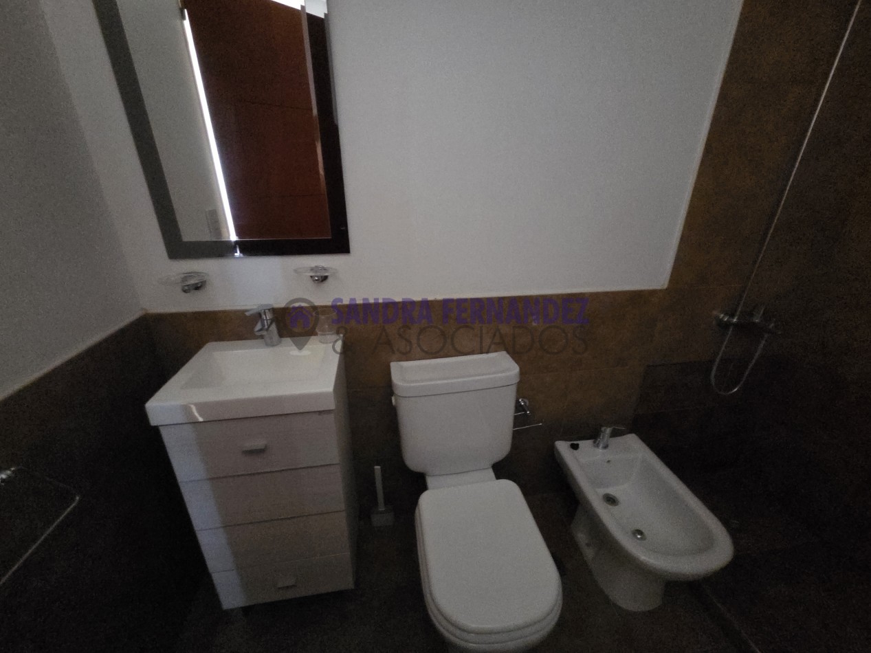 Rio Negro Cipolletti ALQUILER Complejo Jardines de Esmeralda 2 dormitorios Cochera