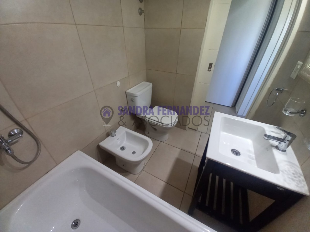 Rio Negro Cipolletti Alquiler Departamento 1 dormitorio Cochera