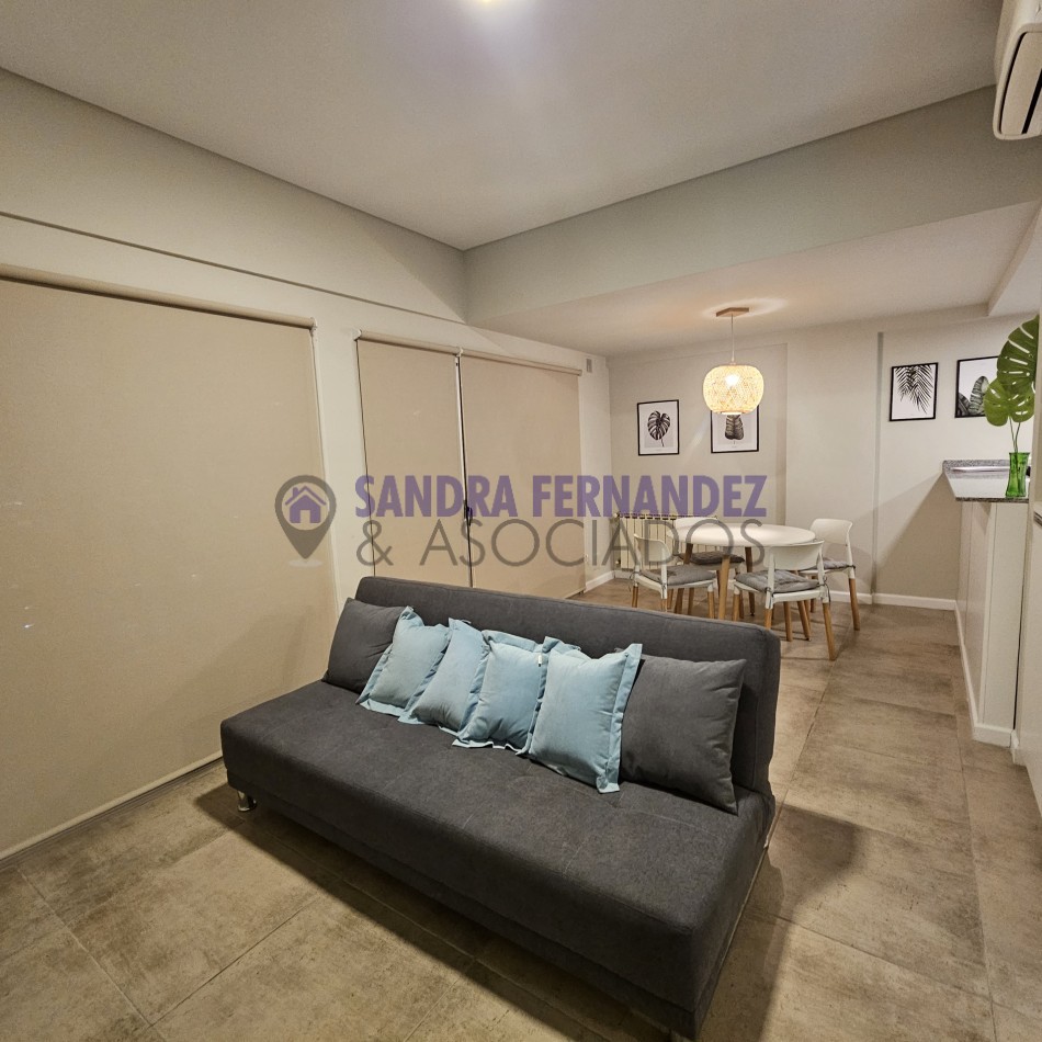 Neuquen. Venta. Semipiso Departamento frente a Legislatura de Neuquen. 