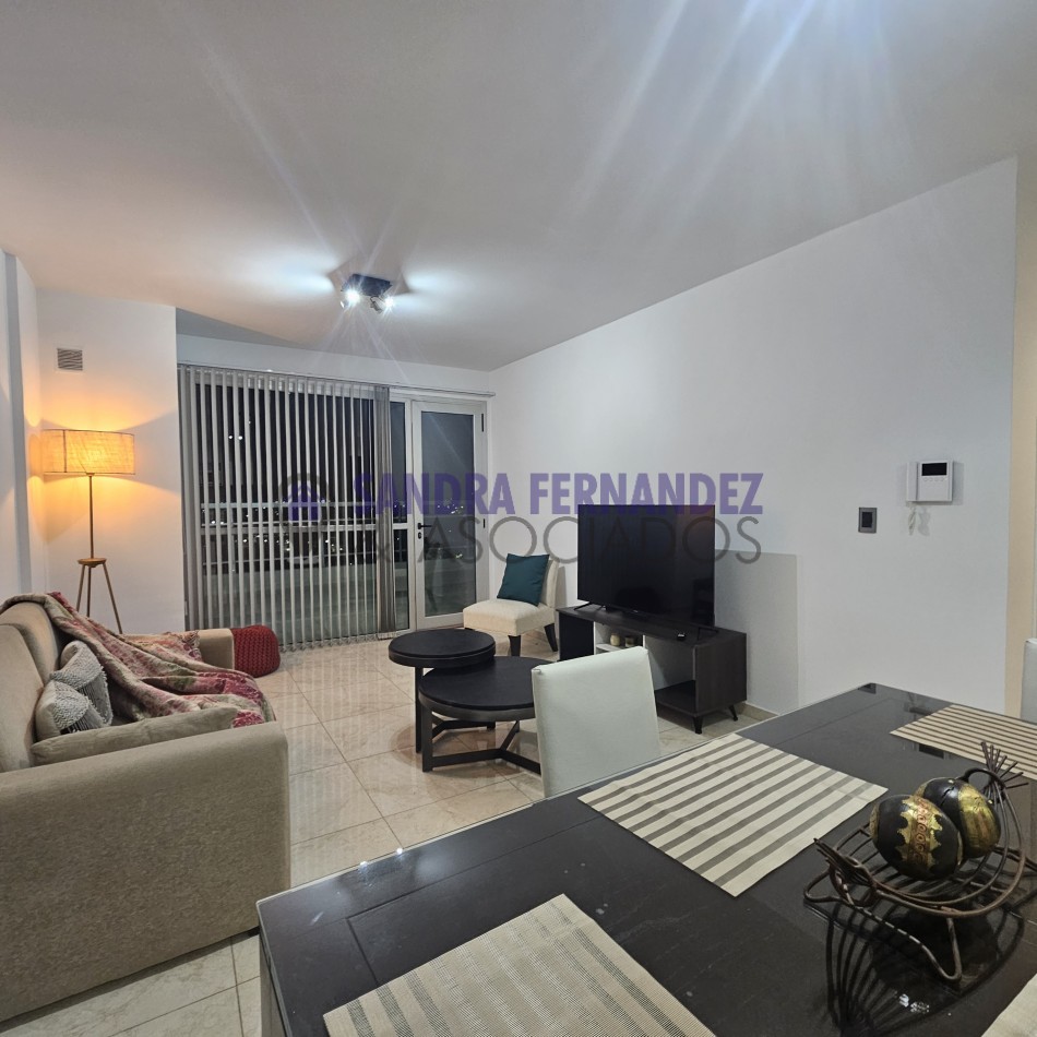 Neuquen. Venta. 1 dormitorio con cochera. Zona Policlinico de Neuquen