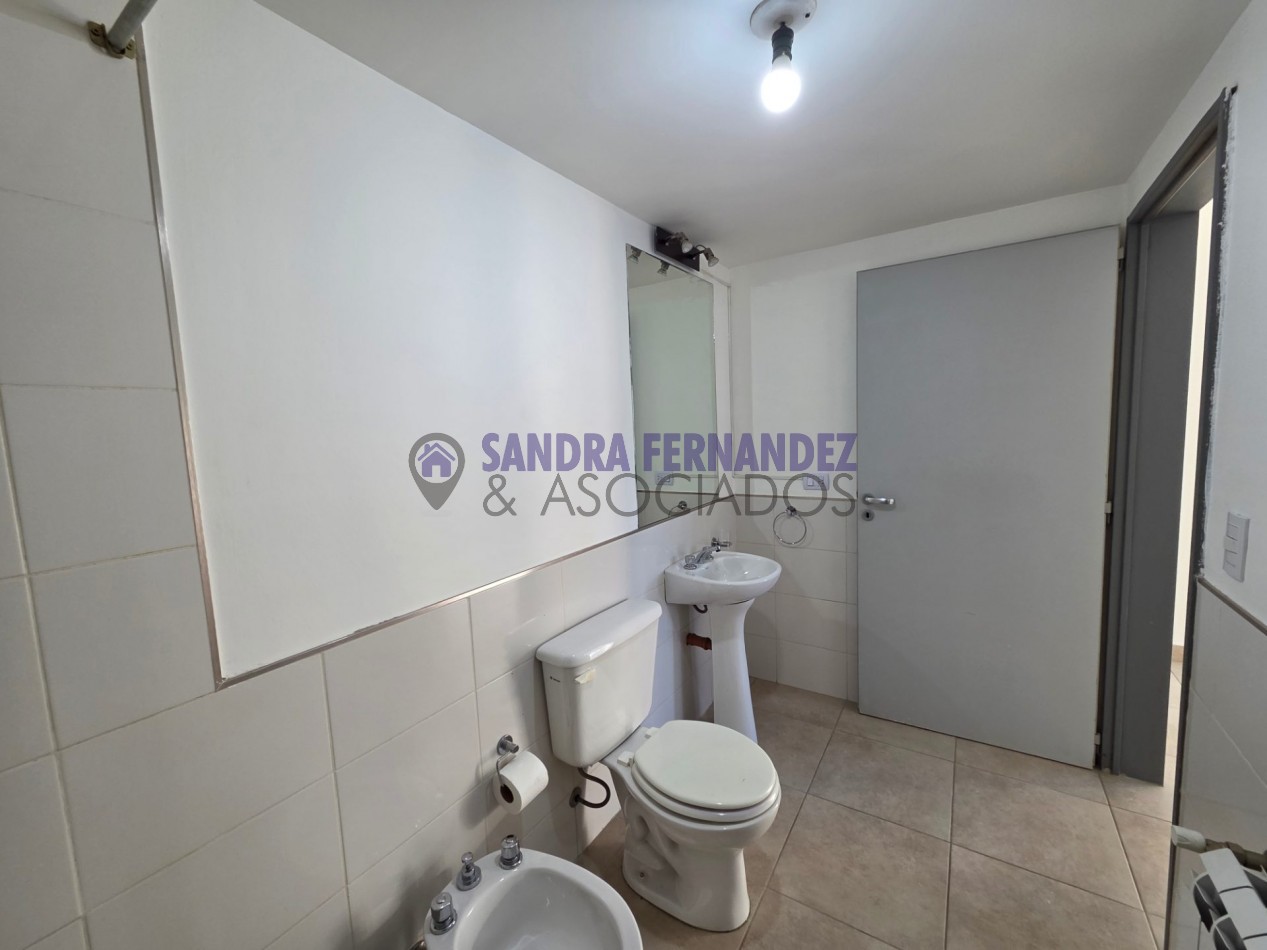 Neuquen Alquiler Departamento 1 dormitorio Cochera cubierta Zona Traumatologia del Comahue