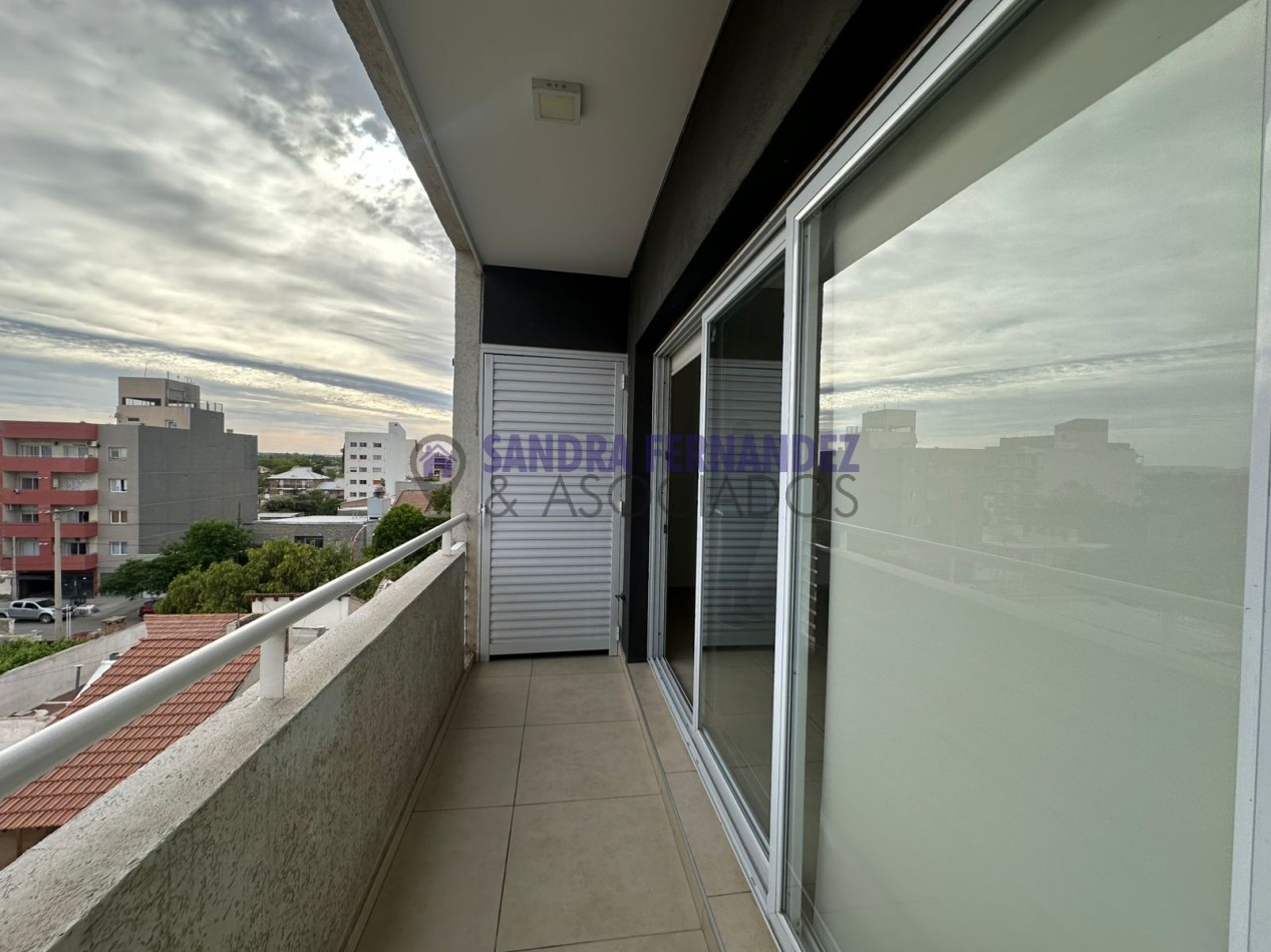 Rio Negro. Cipolletti. Venta. Departamento nuevo 1 dormitorio. Cochera 