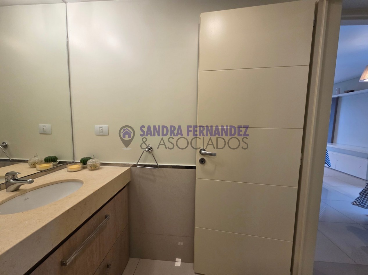 Neuquen Alquiler Departamento Nivel Gerencial amoblado equipado 2 dormitorios (suite). Cochera