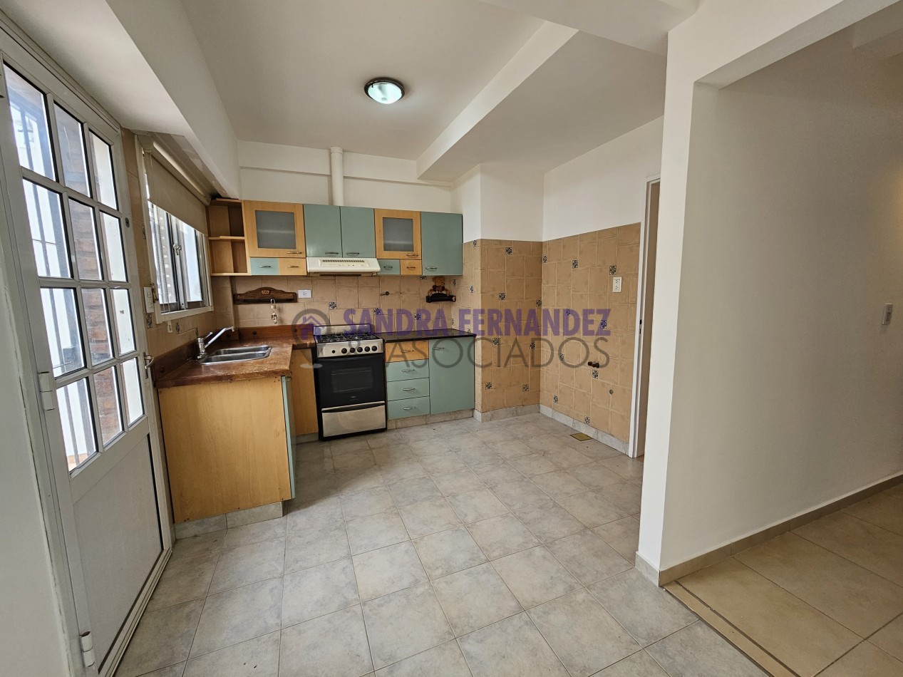 Neuquen. Alquiler. Duplex 3 dormitorios. Barrio Maria Auxiliadora