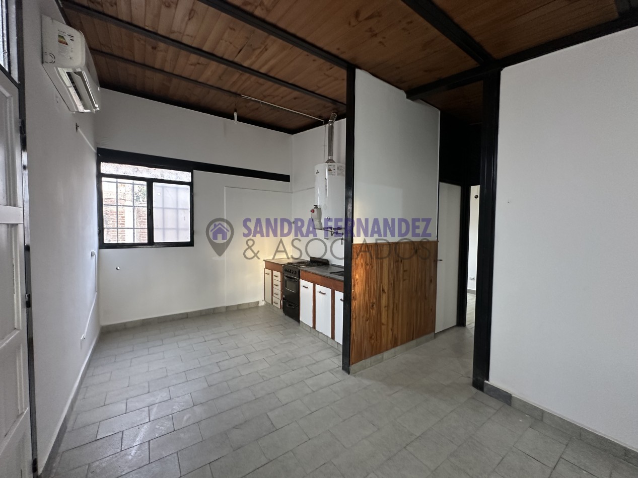 Neuquen Alquiler Casa 2 dormitorios en Barrio Limay