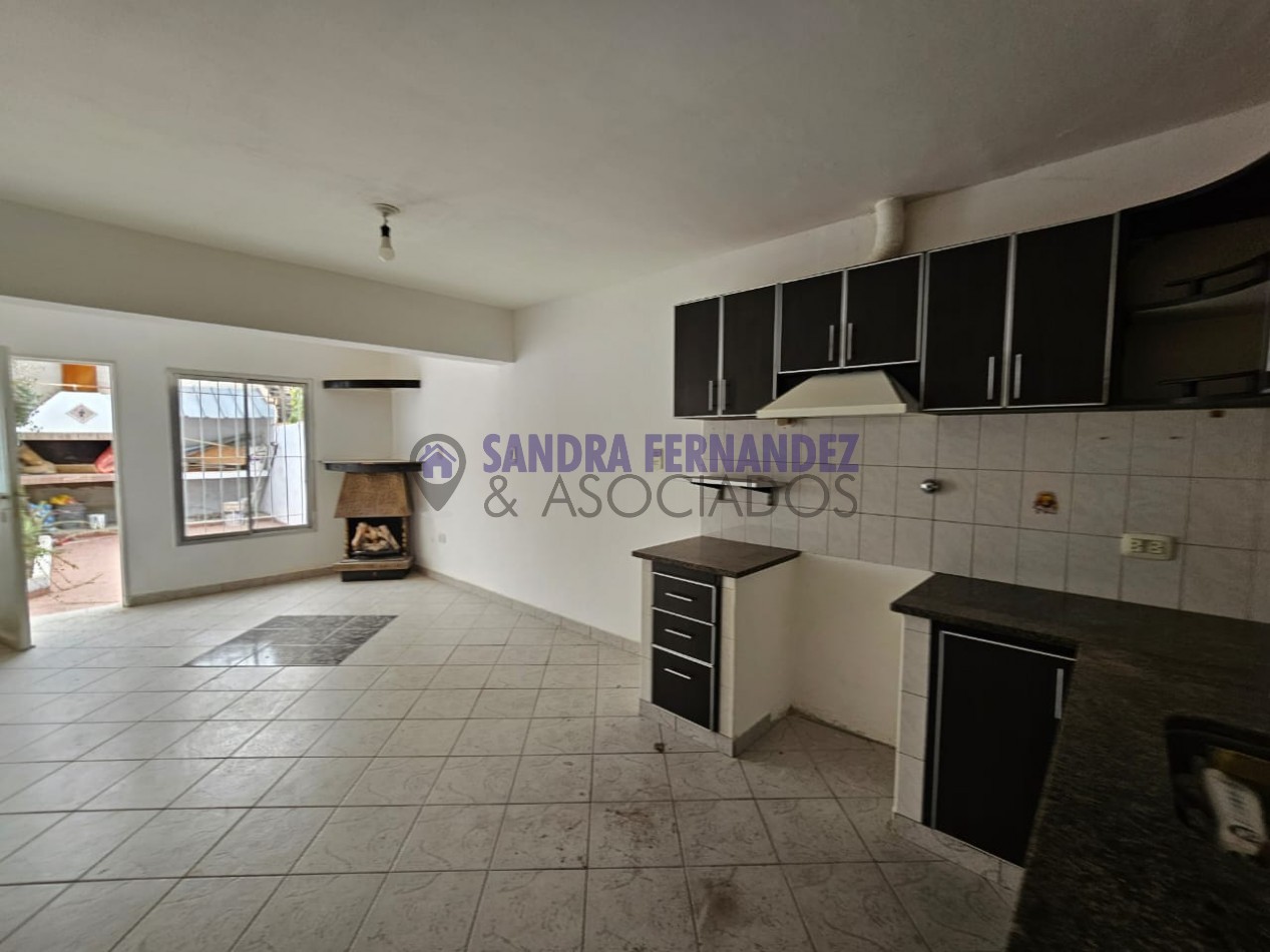 Rio Negro Cipolletti VENTA Duplex 3 dormitorios Barrio Villarino (1200 Viciendas)