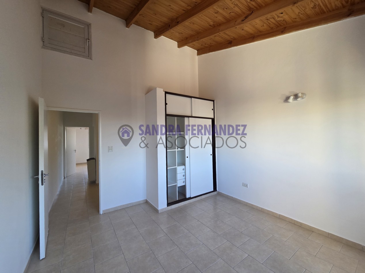 Neuquen. Alquiler. Duplex 2 dormitorios Barrio Huilliches