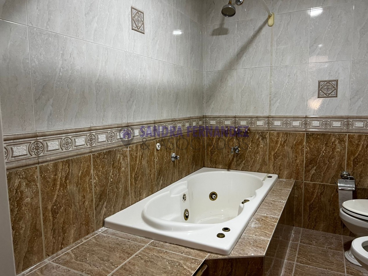 Neuquen Alquiler Casa B°Santa Genoveva