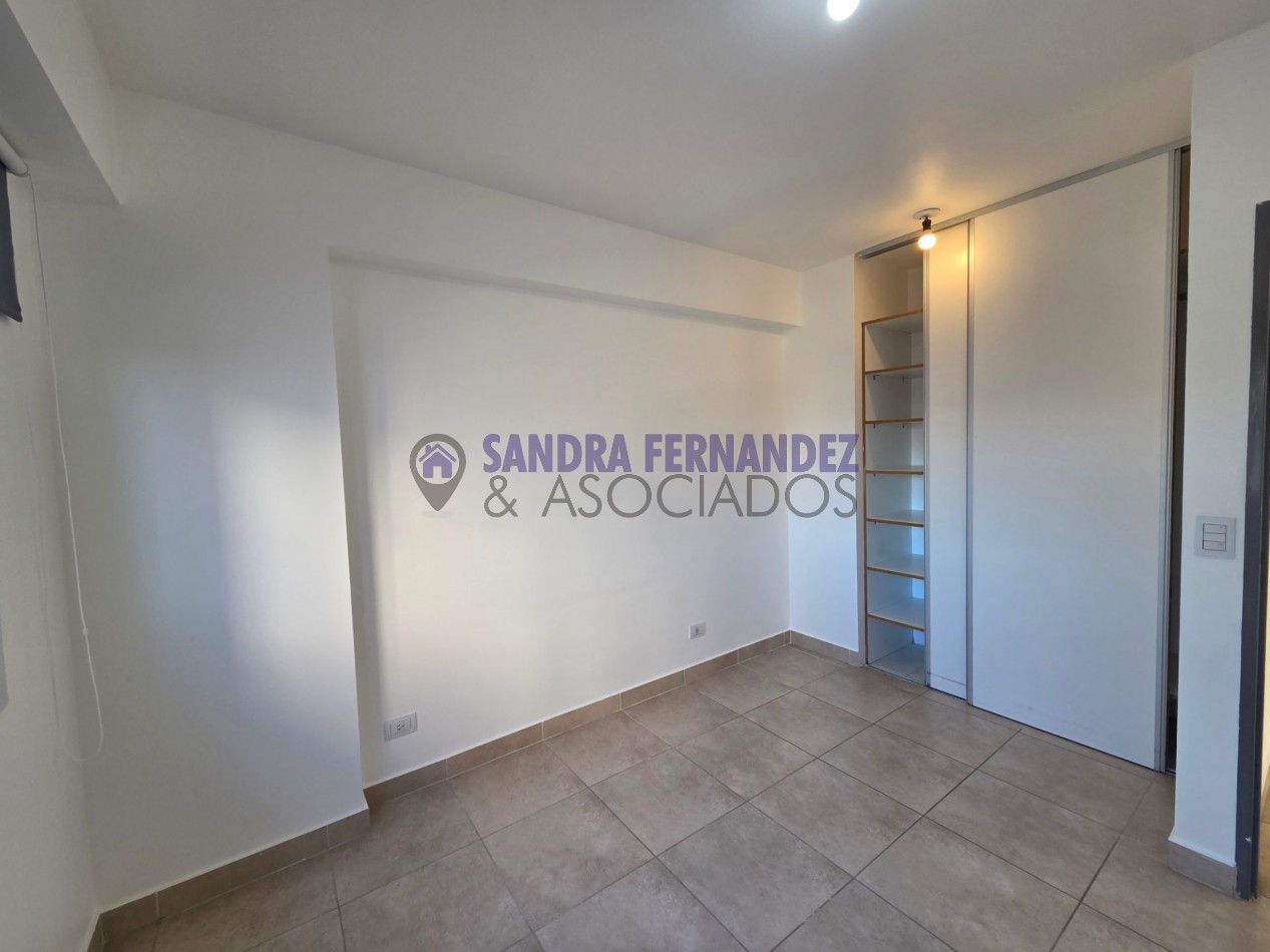 Neuquen Alquiler Departamento 1 dormitorio Cochera cubierta Zona Traumatologia del Comahue