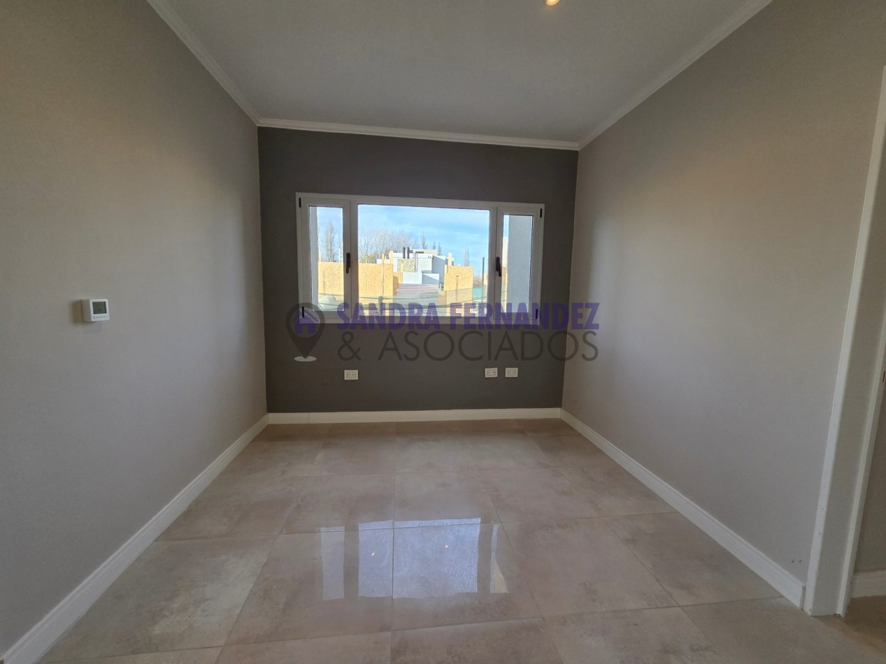 Neuquen Alquiler A ESTRENAR Casa en una sola planta 3 dormitorios, todos en suite Barrio Cerrado Sauces del Limay 