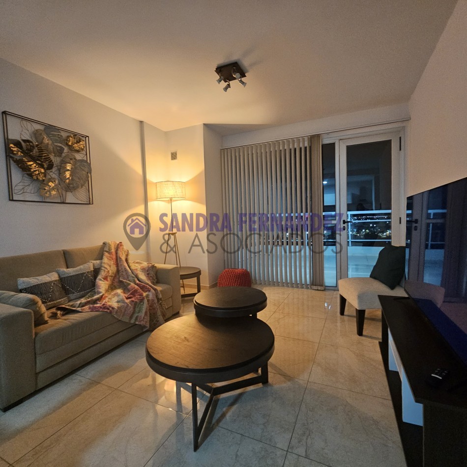 Neuquen. Venta. 1 dormitorio con cochera. Zona Policlinico de Neuquen