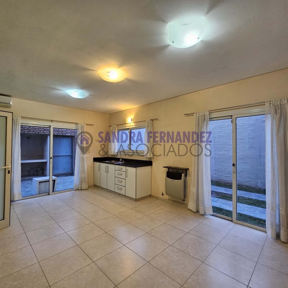 Rio Negro. Cipolletti. Venta. Casa en planta baja 3 dormitorios (suite) 