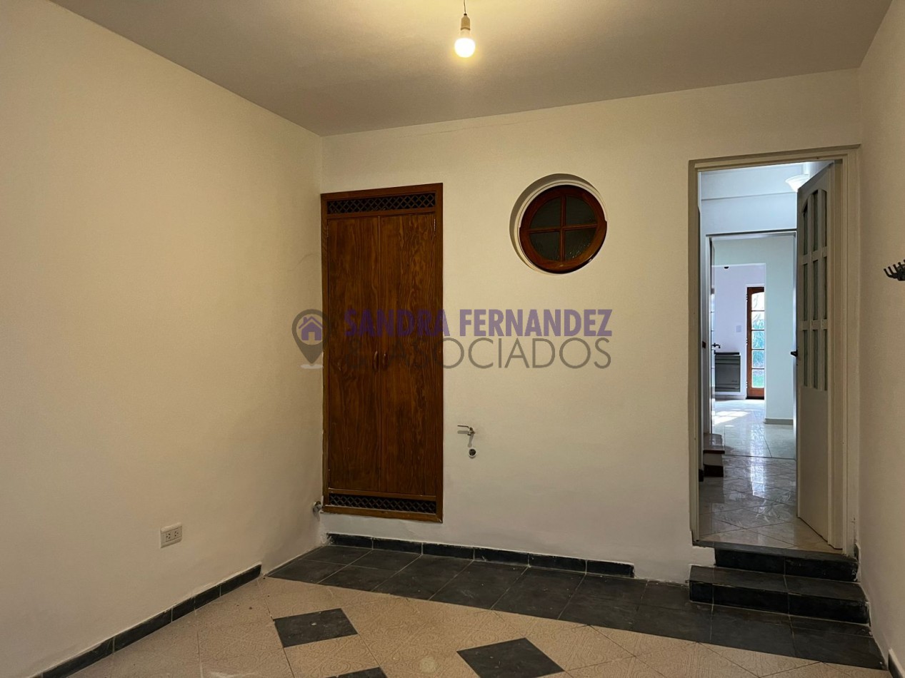 Neuquen Alquiler Casa B°Santa Genoveva