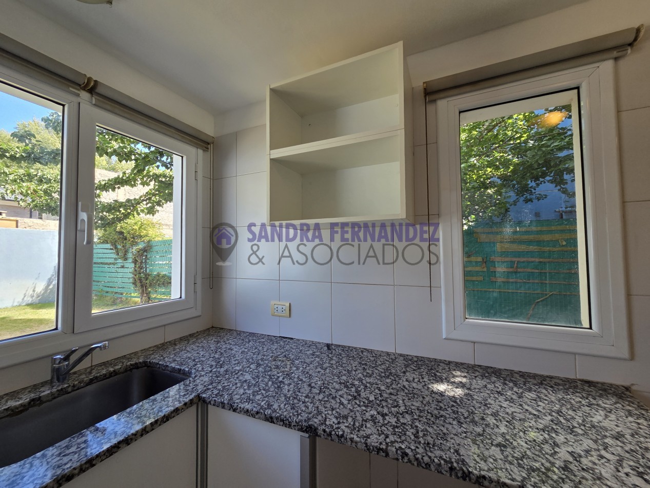 Neuquen Alquiler Duplex 3 dormitorios(suite) Jardines del Rey